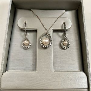 Necklace and Earrings Set